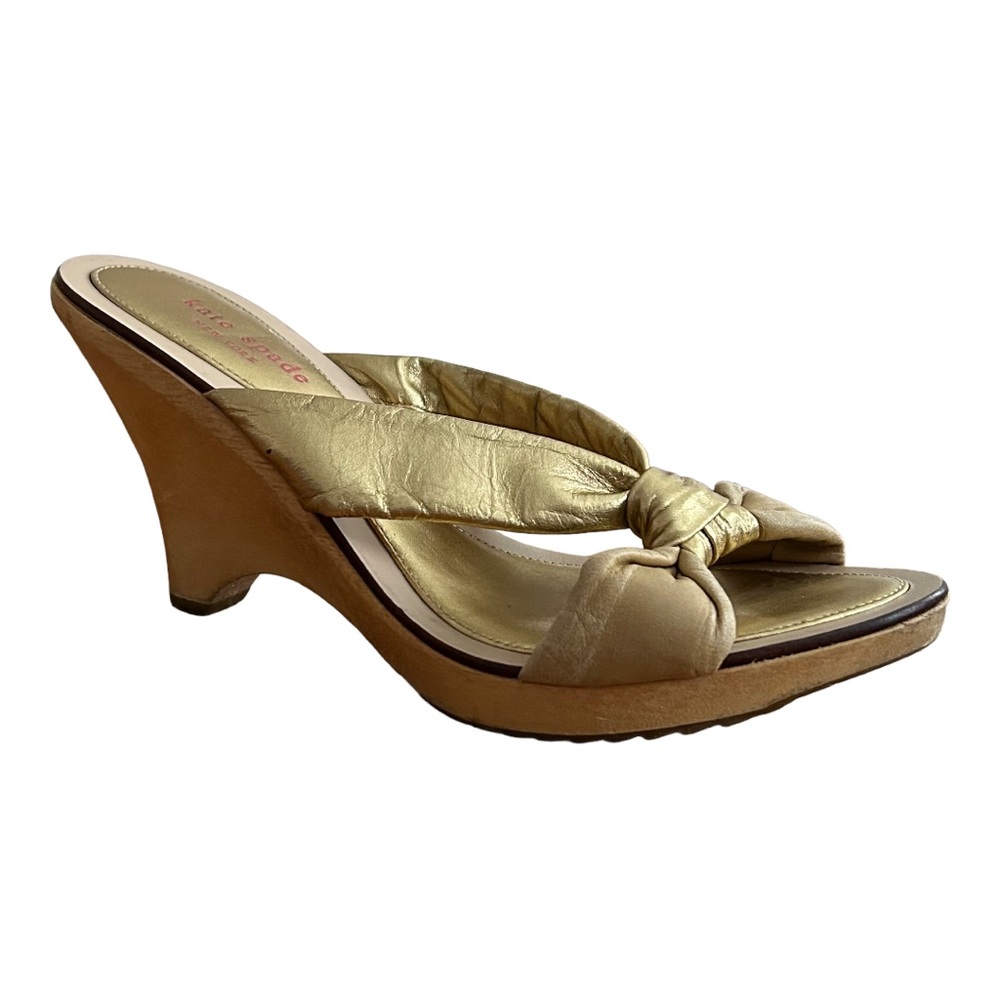 Kate Spade Open Toe Knotted Metallic Wood Wedge Heel Slides SZ 8.5 in Gold